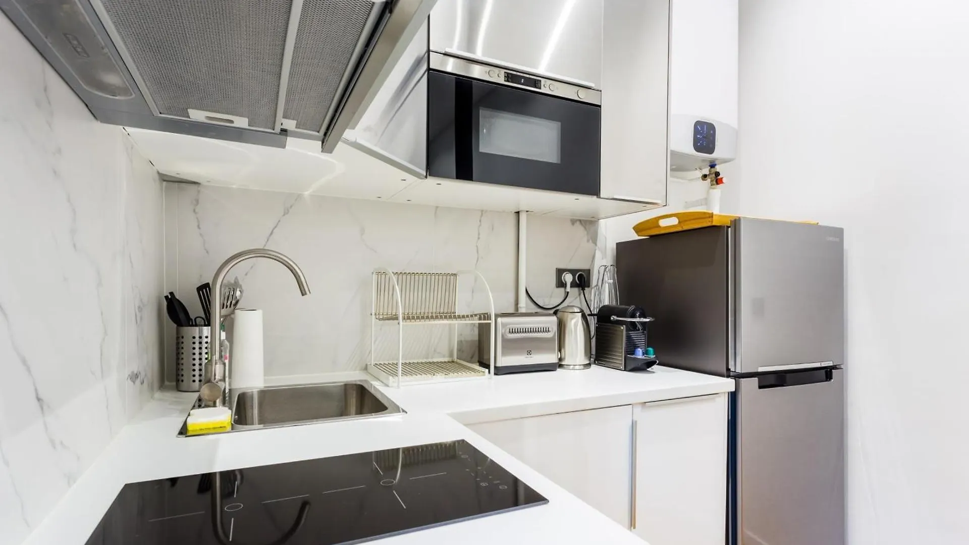 Apartment Peaceful - 1br- 4p - Eiffel Tower